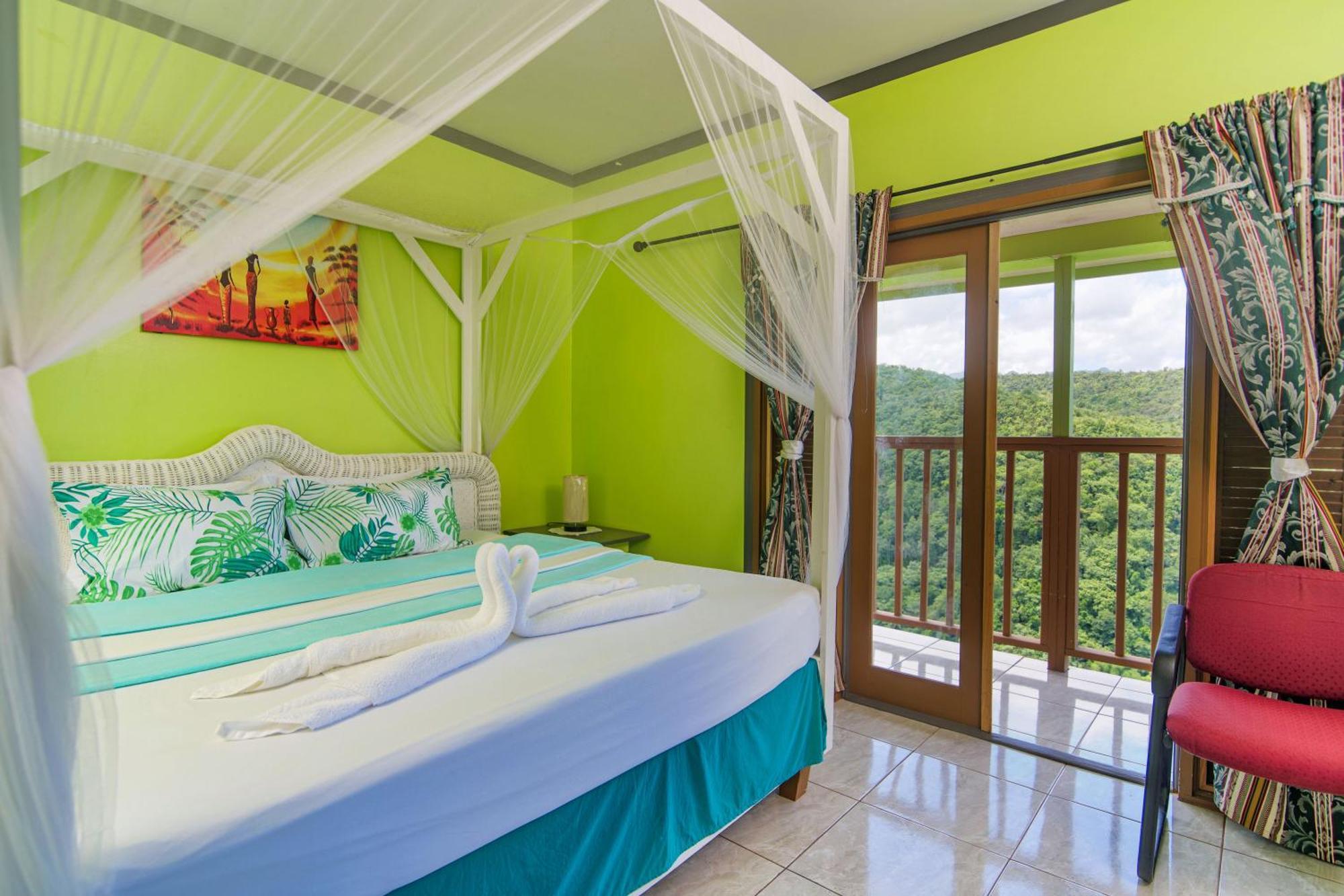 Tropical Paradise View Anse La Raye Екстериор снимка