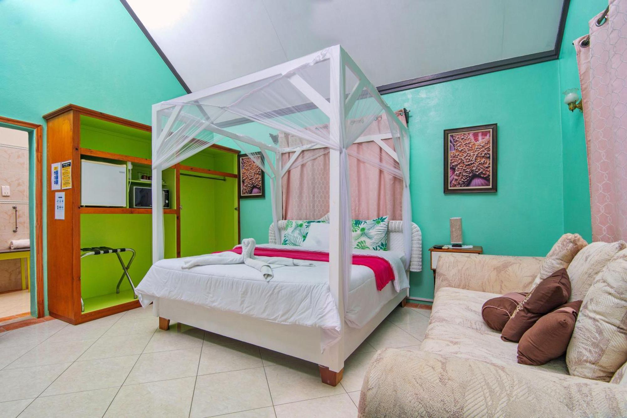 Tropical Paradise View Anse La Raye Екстериор снимка