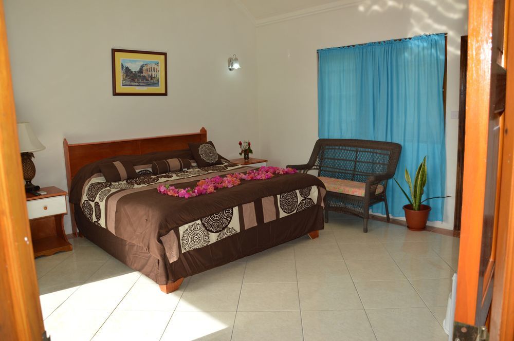 Tropical Paradise View Anse La Raye Екстериор снимка